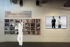 展廳機(jī)器人